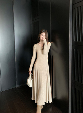 1XTWO 惬意松弛 长袖V领针织连衣裙女气质收腰显瘦修身打底长裙