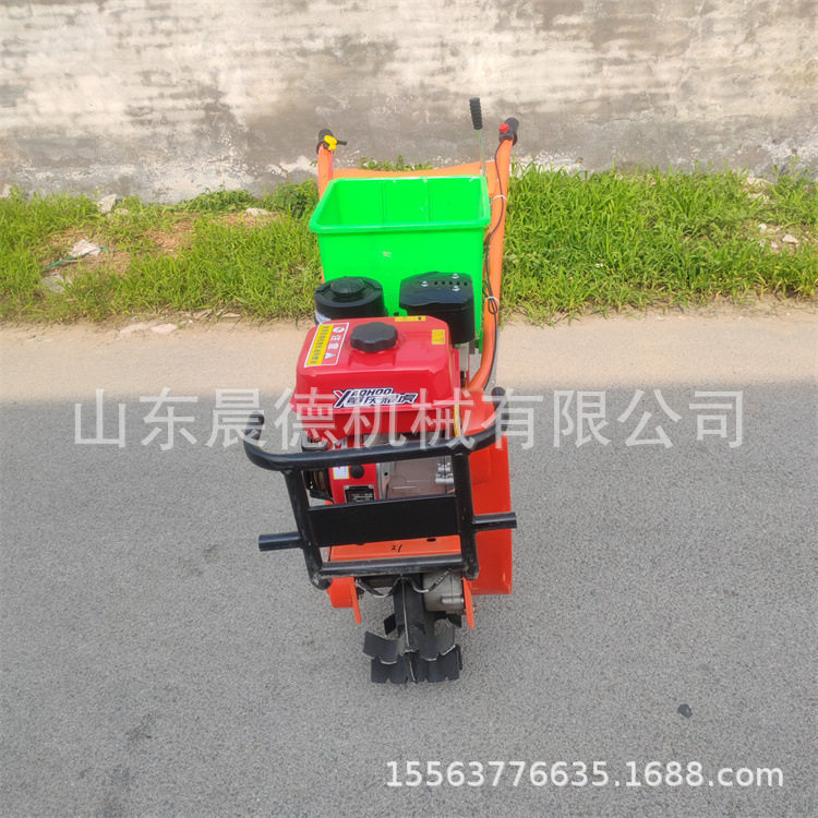 汽油轮式3行手推多功能施肥机