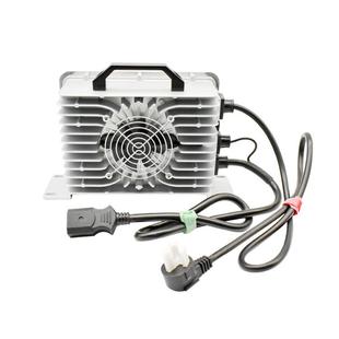 73.5V71.4V73V30A60V电池通用智能多阶段温度补偿电池充电器