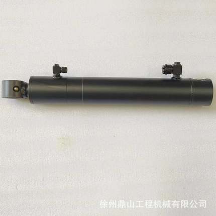 山猫S510S530S550S570S590T550T590装载机倾斜油缸7151185