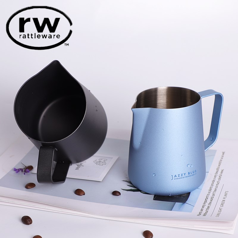 RW专业咖啡拉花缸花式家用咖啡打奶泡杯圆嘴尖嘴压纹奶缸杯定制图片
