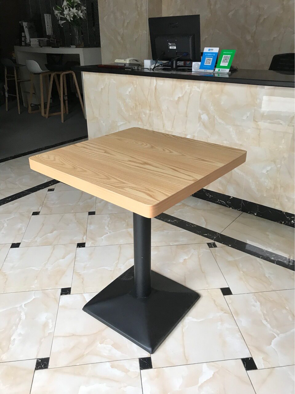 厂家奶茶店桌椅组合快餐店成套桌椅组合东莞餐桌椅生产