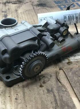 适用奔驰274E200E260GLC200GLC260GLC300等机油泵散热器