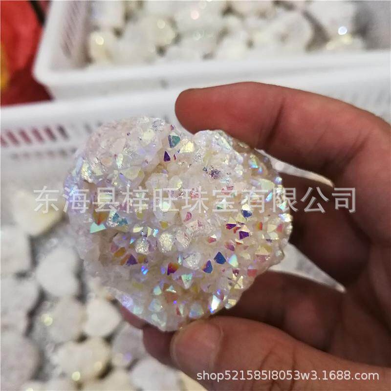 天然白水晶电镀彩虹色爱心形状水晶簇家居摆件能量石电镀爱心晶簇