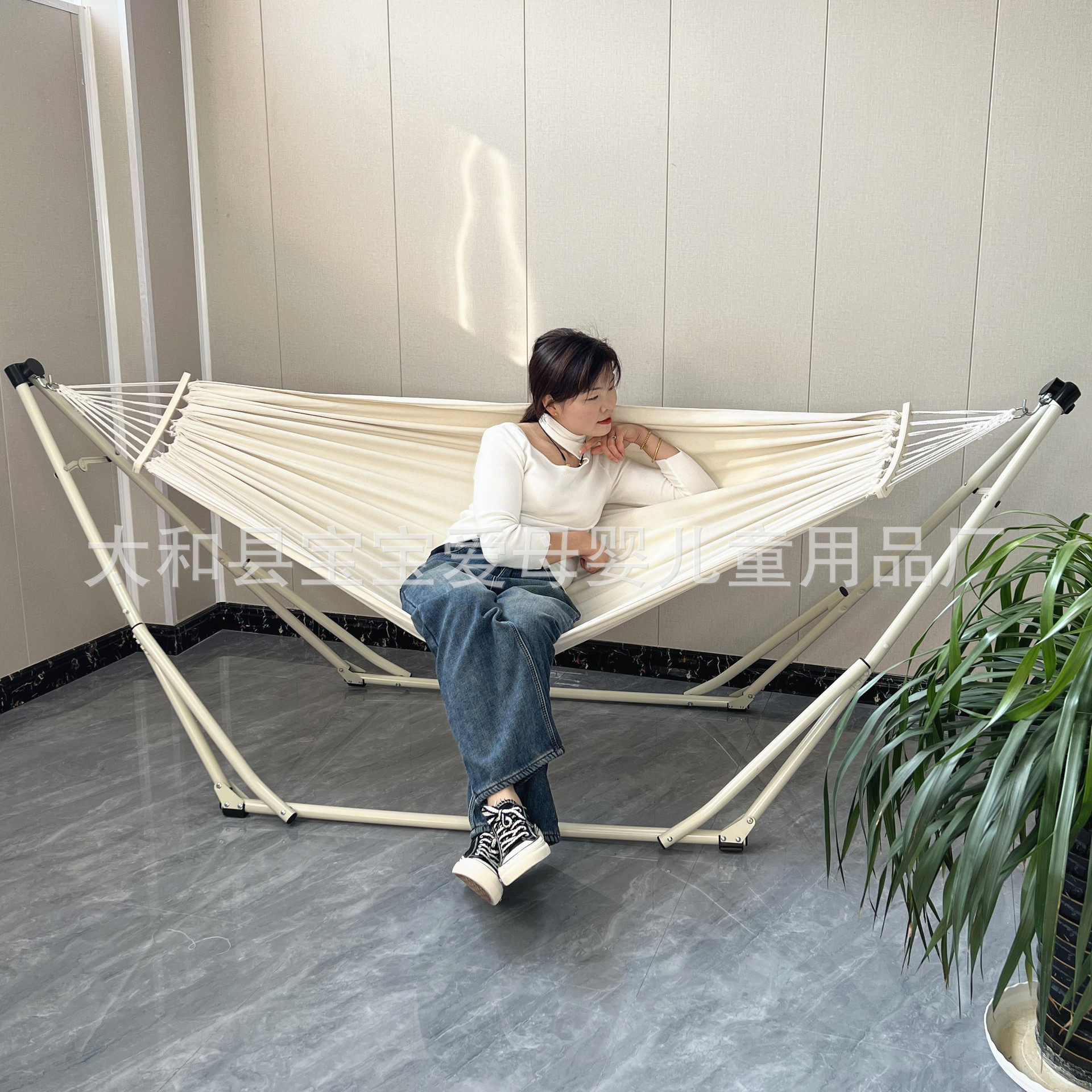 折叠支架吊床户外吊椅露营家用秋千货车司机午休椅防侧翻帆布吊床