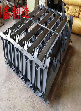 明鑫输送生产托辊支架TD75型、DTII型等