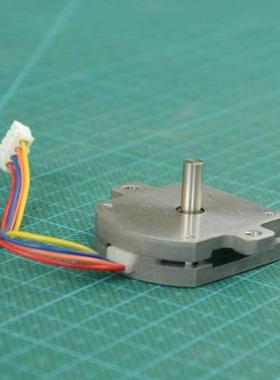直销28超薄步进电机NEMA11电机机身厚9.5mm/15mm轴长10mm