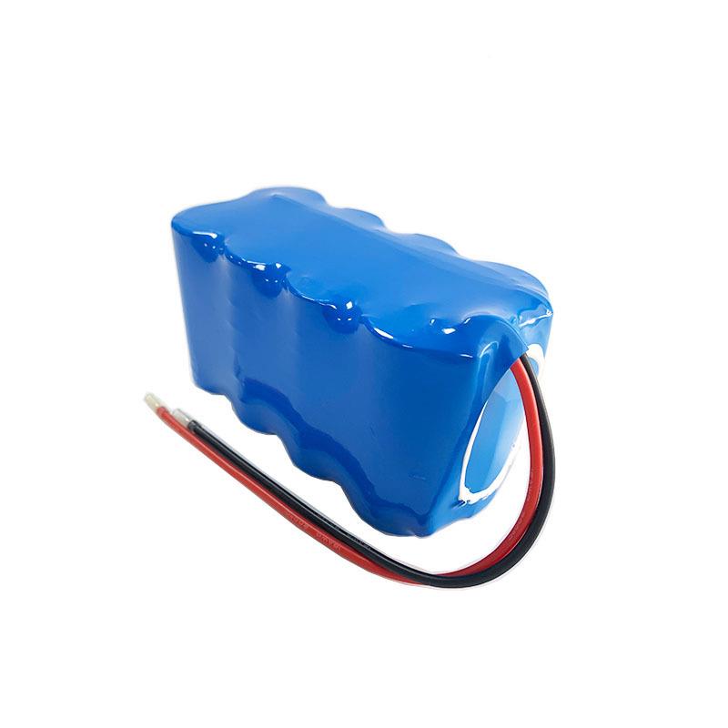 太阳能路电池6m12.8V013800Ah大容量32700磷酸铁锂电池灯组