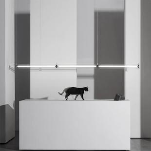 长代极简餐现厅吊灯创意玻璃一字公条灯设335计师吧台办室岛台马