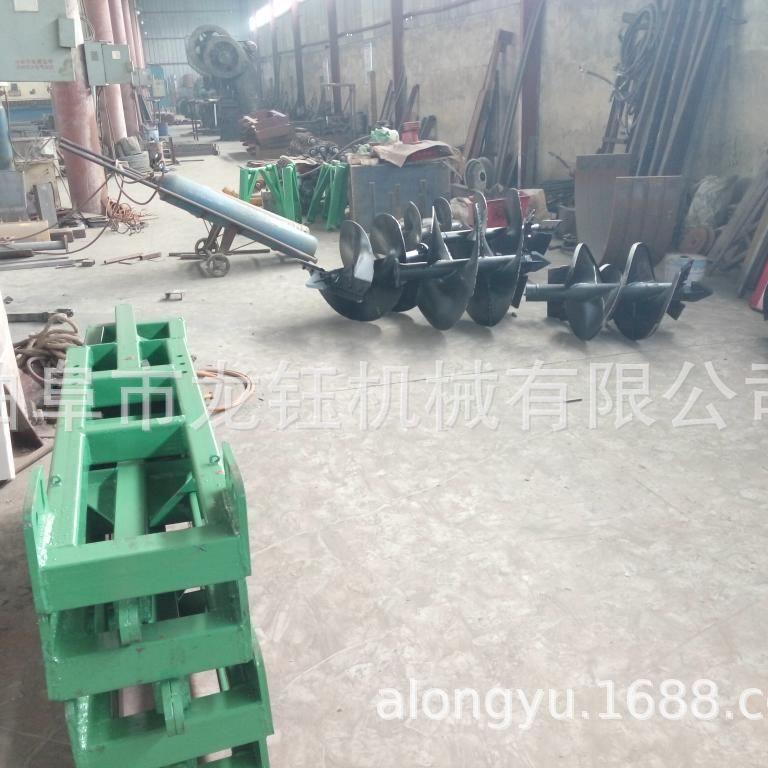 大功便植树挖坑机果式树栽培挖轻坑机车率载式NSU挖坑机