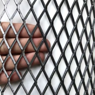 钢板网菱形网片加厚冲镀锌护栏重型防护平台脚踏网冲孔网板装饰网