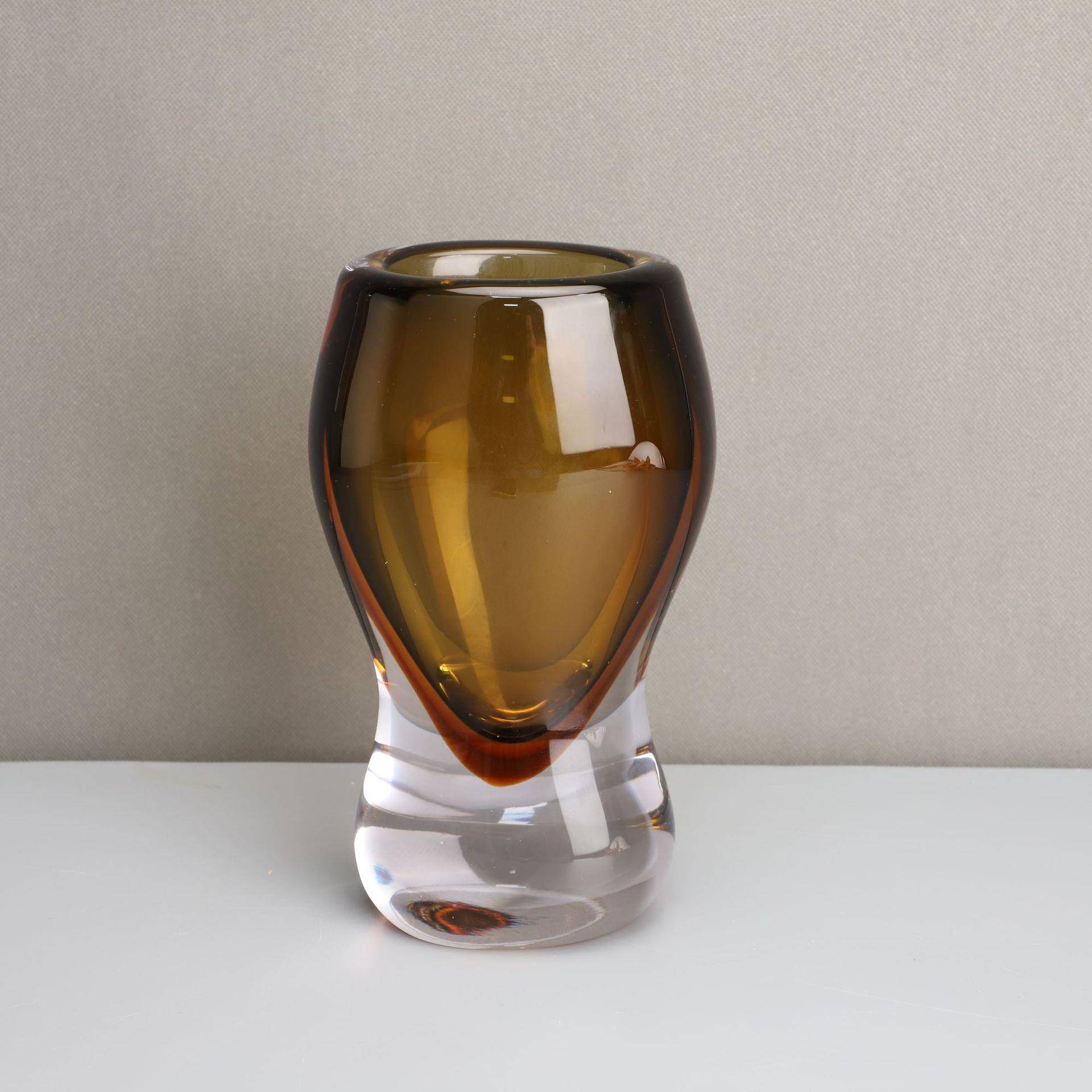 新卧中式琥珀色室PYM器样板房办公室人体瓶餐厅桌面玄关花饰品摆