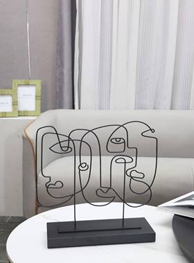 1042现简约几何铁艺线条代人脸摆件客居厅书房玄关电柜办视公室家