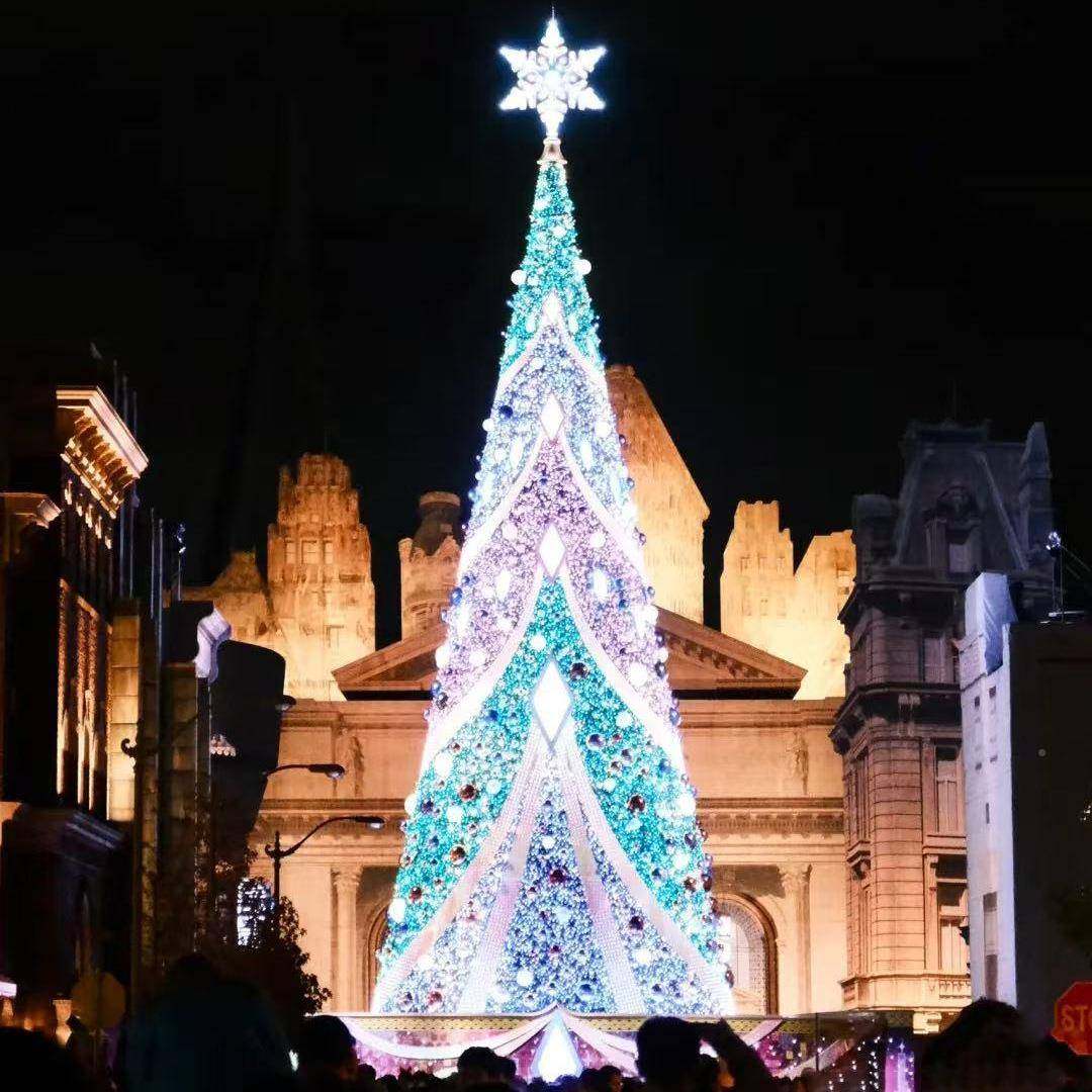 大型圣大诞树圣诞节型节日大型框架件户外酒场店广商摆场美陈发光