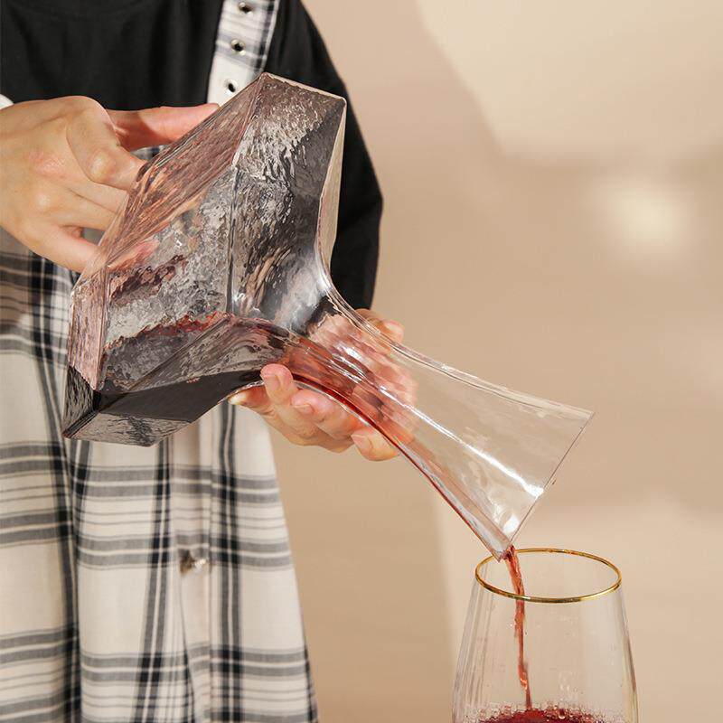 北欧锤纹钻石玻璃YKA红形酒醒器家用创酒意几何分酒壶酒烈酒具