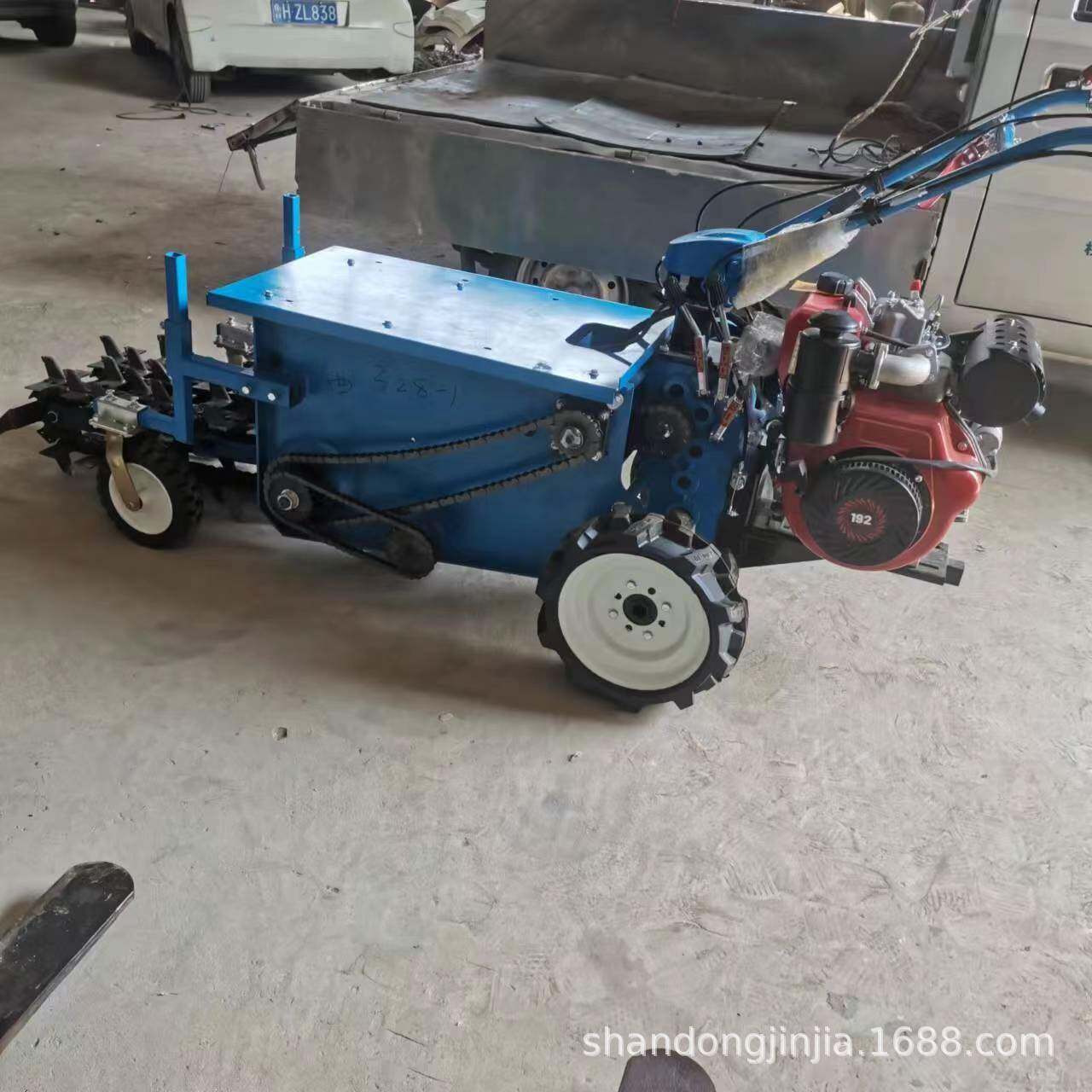 链条开沟机电缆小型自走式柴油线缆挖槽机挖沟神器开沟