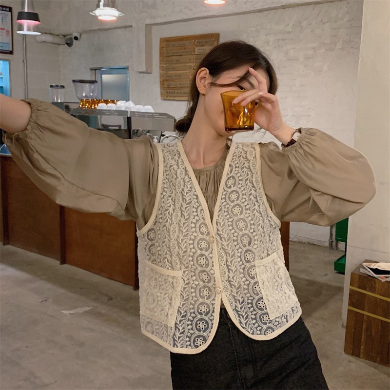 蕾丝马甲背心女夏季2022新款钩花镂空小背心外搭无袖上衣女士外穿