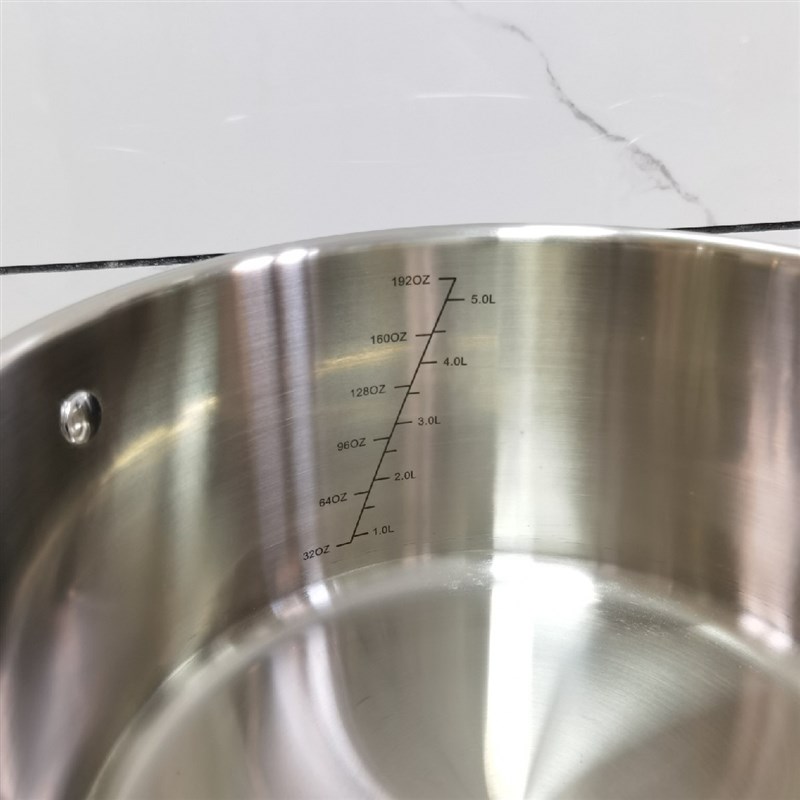 轻奢不锈钢锤纹24cm汤锅双耳加厚一体成型火锅多用锅电磁炉适用