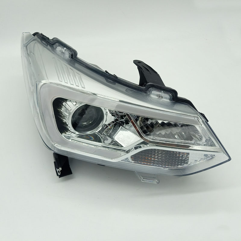 雷丁D80电动汽车轿车前大灯 车头大灯 比德文V7电动四轮车前大灯