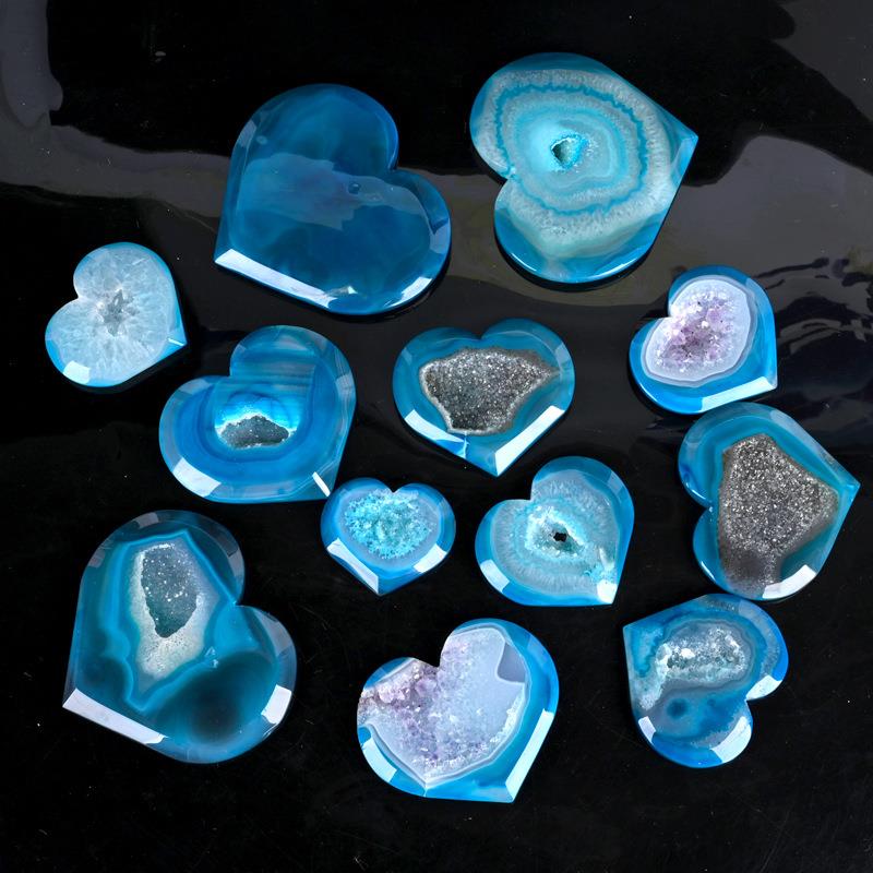天然水晶蓝玛瑙晶洞爱心摆件原石打磨水晶工艺品心形把件热销