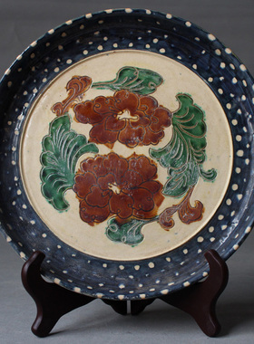 唐三彩雕刻花纹平盘手工艺品仿古老货老家居瓷器摆件收藏客厅圆盘