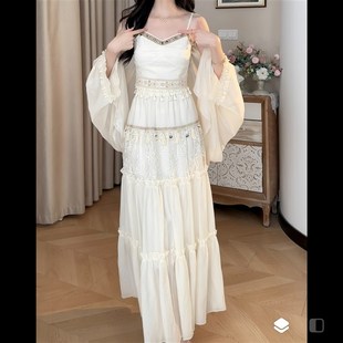 波西米亚温柔风茶歇法式气质吊带上衣流苏半裙配开衫三件套装女夏