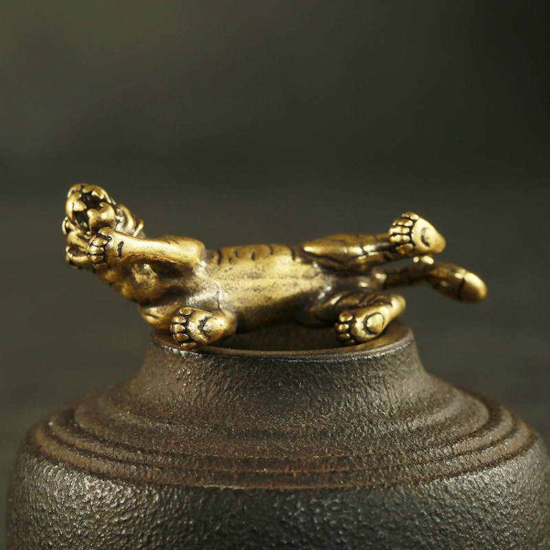 纯黄铜实心复古做旧老虎钥匙扣挂件百兽之王生肖虎小摆件吊坠挂饰