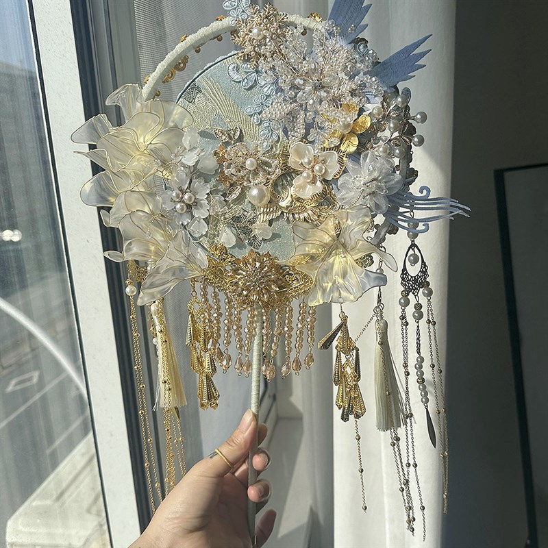 中式蓝色高端汉服新娘结婚团扇古风出嫁喜扇成品材料包秀禾婚扇子图片