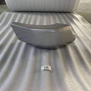 35021 3502152462 FJCRUISERUS2007 后杠包角银色52463