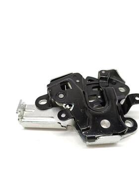 82620-T0A-A01适用于18CRV左后座椅锁82220-T0A-A01