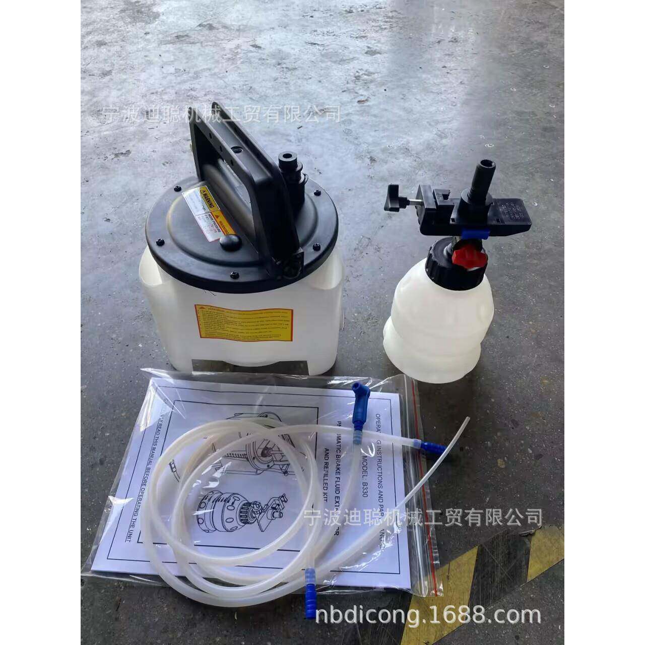 手动刹车油更换抽换制动更换加器抽刹车油液912注补充换刹机车油