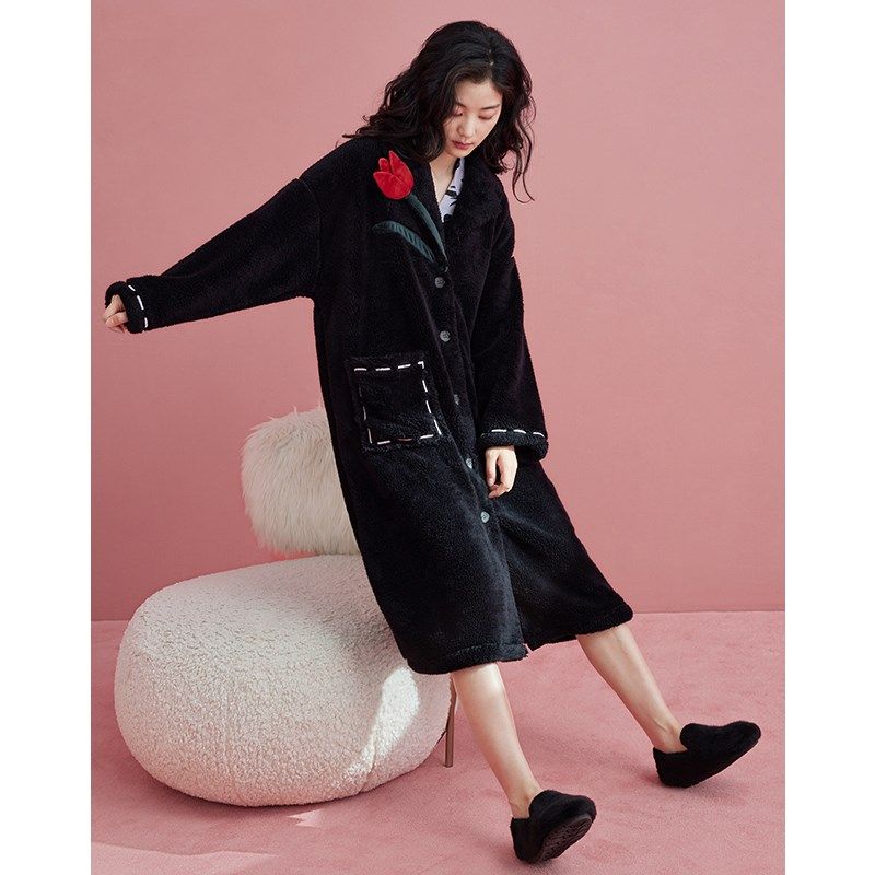 睡袍女冬季珊瑚绒长款冬天加绒加厚浴袍黑色高级感法兰绒晨袍睡衣