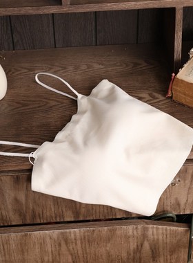 西町村屋休闲竖纹肌理美背女夏季新款简约百搭文艺吊带XHAB40070