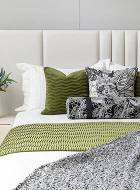 现代简MCA约样板间绿色床旗抱枕套10件北软欧尾民宿床巾靠枕装床