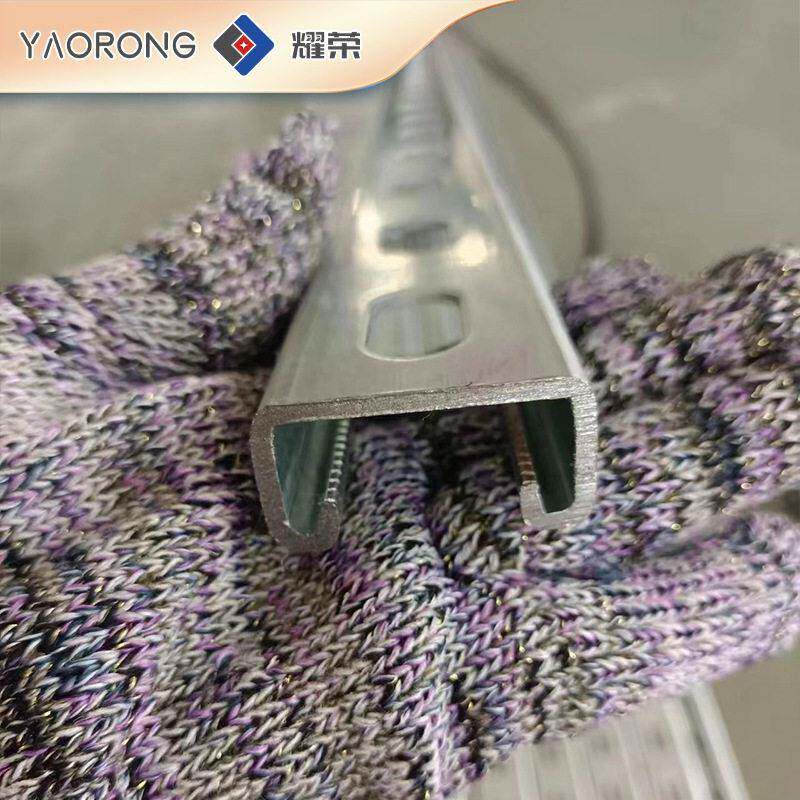 厂家供应规4121冲孔镀锌槽型钢材型材材C质3钢格齐全