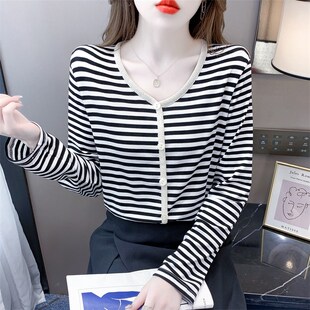 纯棉V领条纹打底衫女春秋新款内搭修身显瘦百搭长袖t恤女上衣外穿