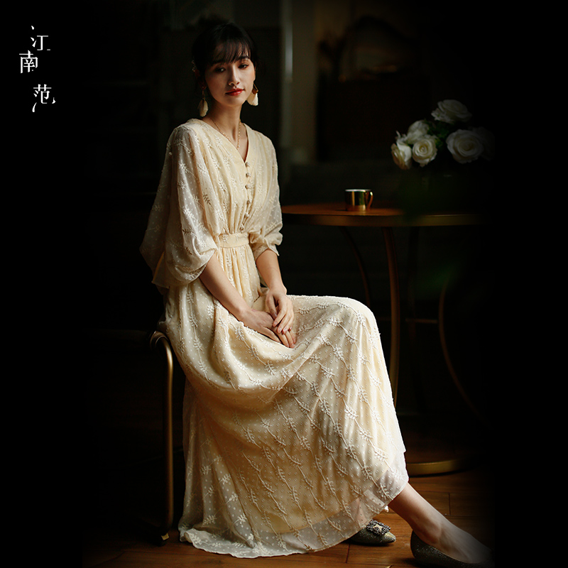 江南范改良汉服女汉元素日常绣花雪纺中国风改良旗袍连衣裙长款