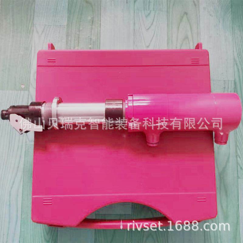 接气动牌自动铆钉机2,大型2志米喉深带空标压机全气驱动标牌铆机