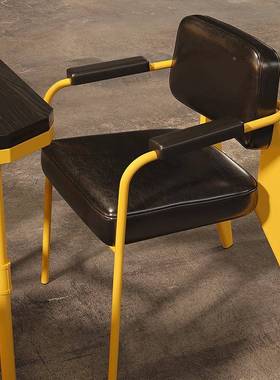 业风小烤桌椅网红创意工酒吧清吧VLA酒馆烧店音乐餐吧铁艺卡座组