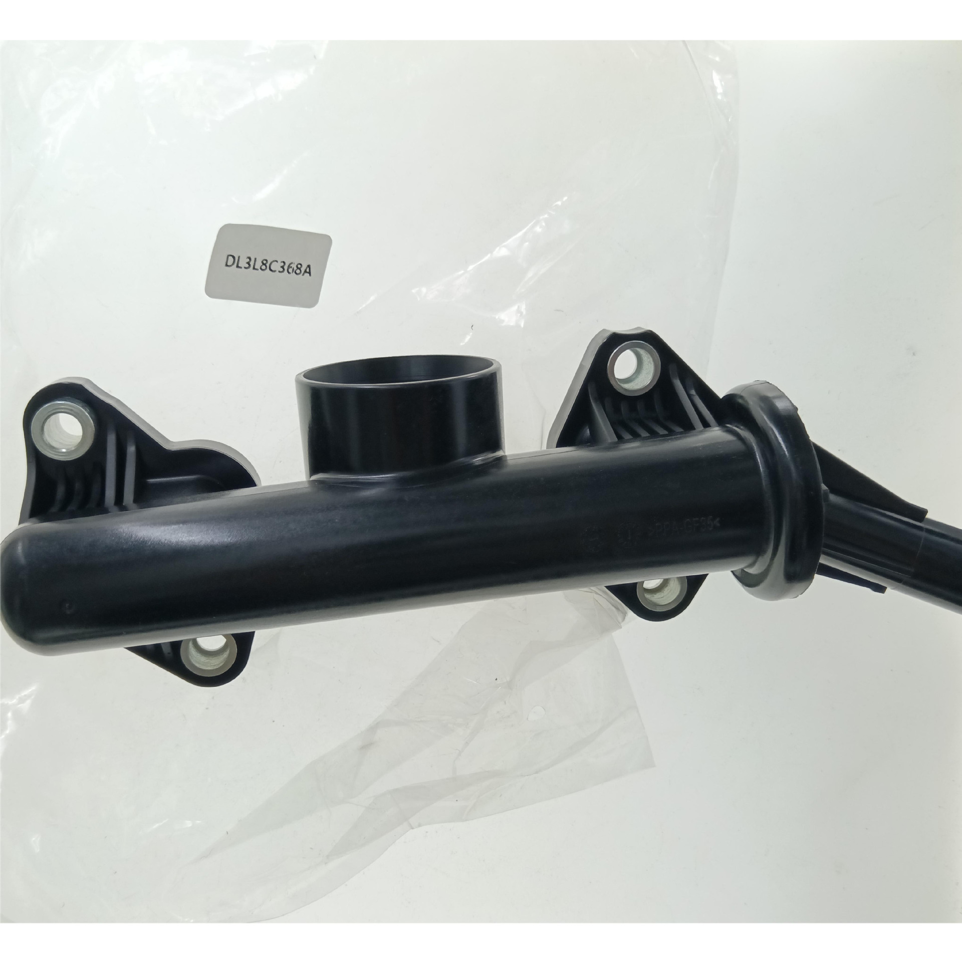 汽车节温器塑料水管水箱上水管 DL3Z8C368A DL3L8C368A DL3E8C369