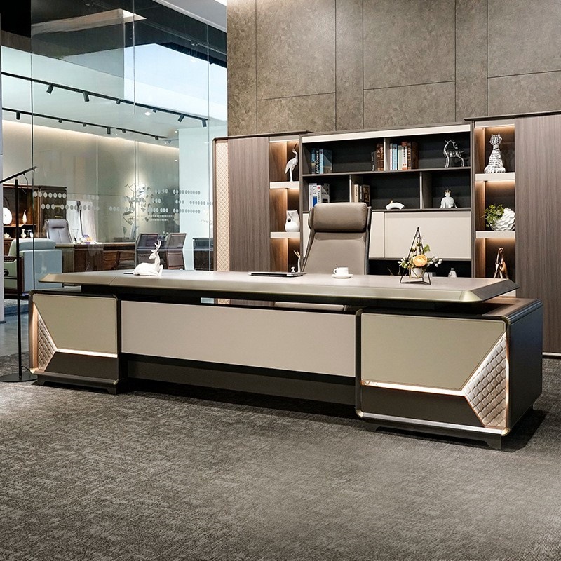 老板桌总裁董事长办公桌高级感大班台经理办公室桌办公桌椅组合