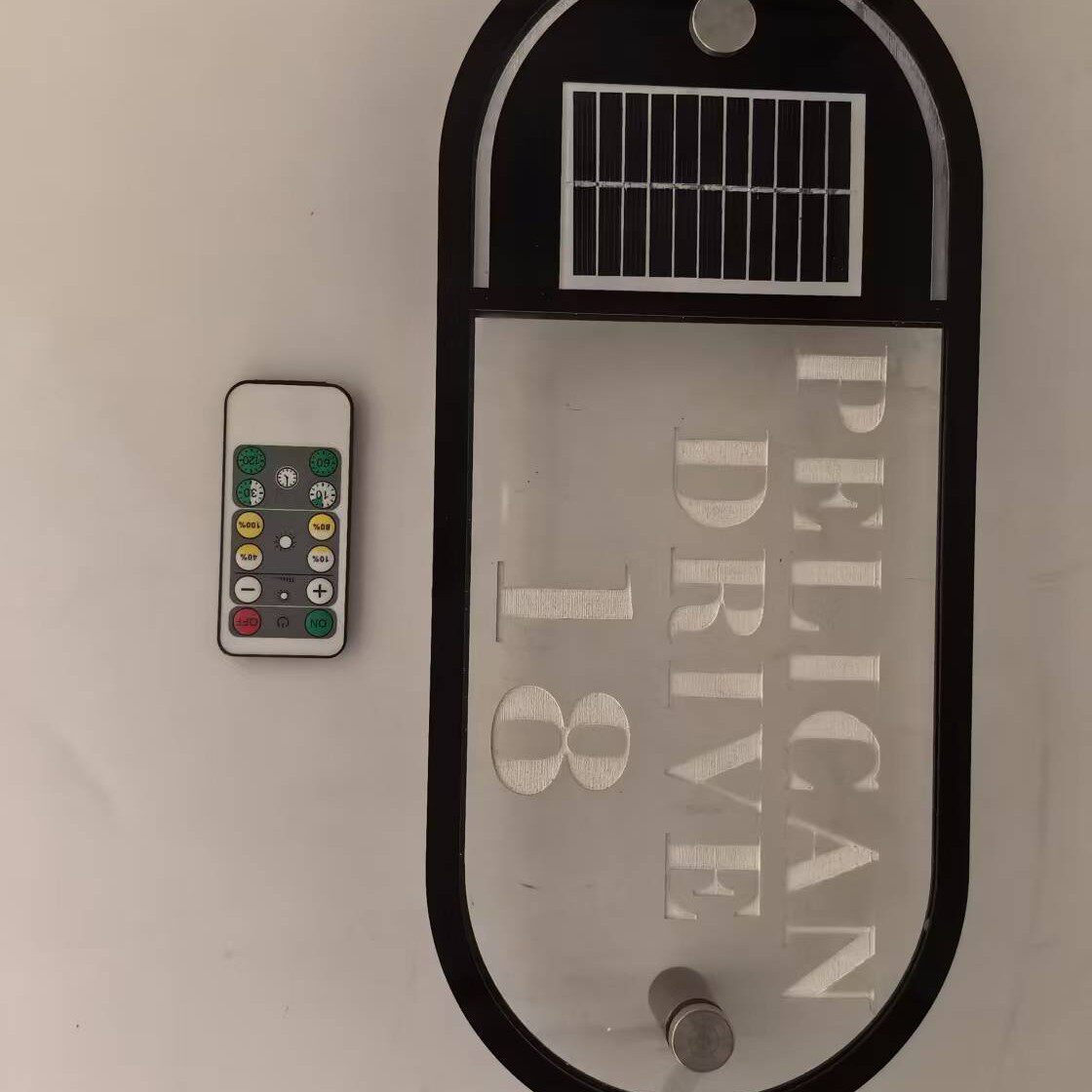 高档亚克力太阳能门牌灯样式2