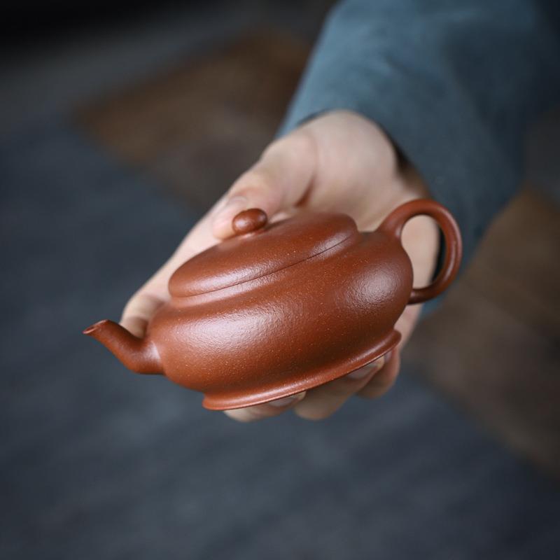 宜兴紫砂壶工堂原矿降坡扁灯150cc薄胎内推孔家用泡茶壶