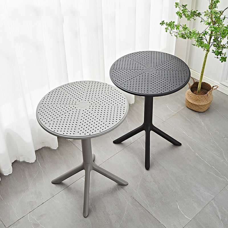 北欧简约餐桌网红可移动小户型塑料镂空圆桌子户外休闲圆台桌