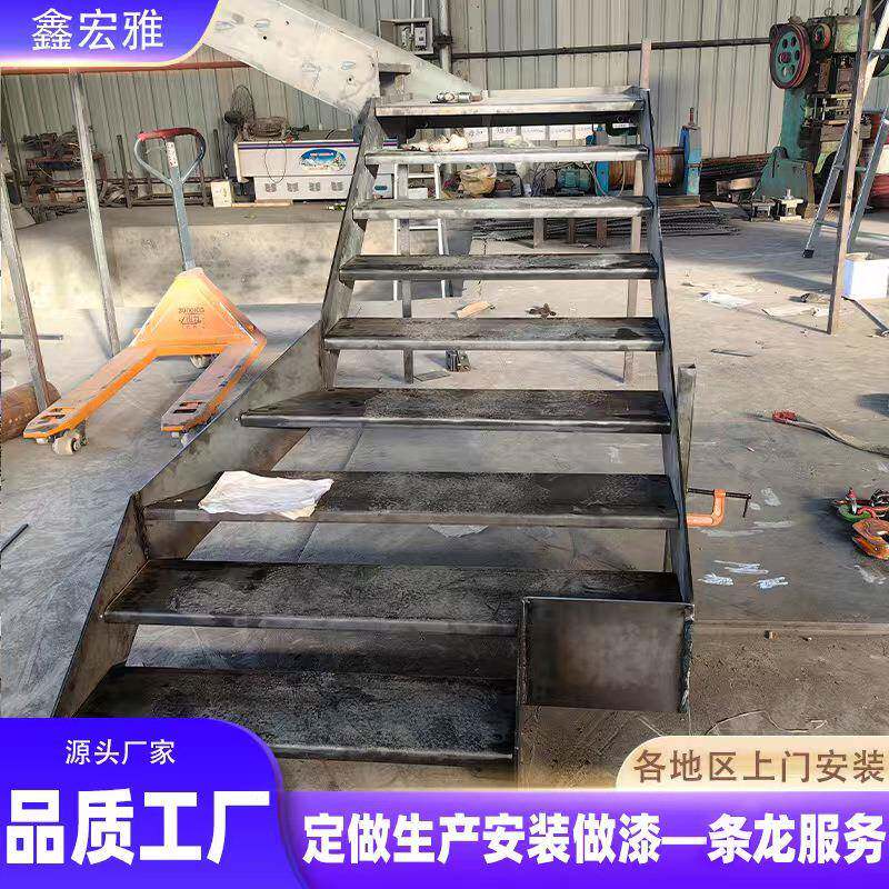 家用室内跃层复式小户型楼梯室内钢架楼梯简约钢木楼梯
