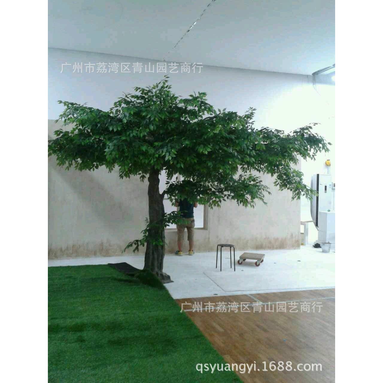 工厂供应包柱仿真古老榕树茂密仿真落地装饰布景榕树订购摆设