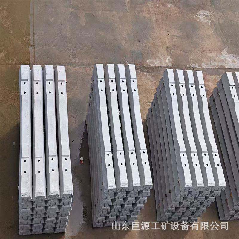 矿用绝缘水m2轨枕木泥弹性均匀混凝土木枕24kg轨道轻型水泥轨枕