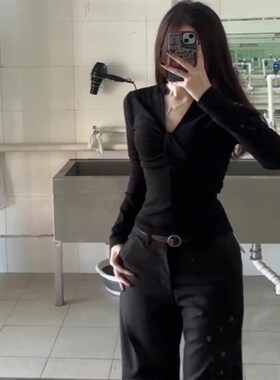 大码胖妹妹黑色一字肩上衣春秋冬修身显瘦t恤v领长袖内搭打底衫女