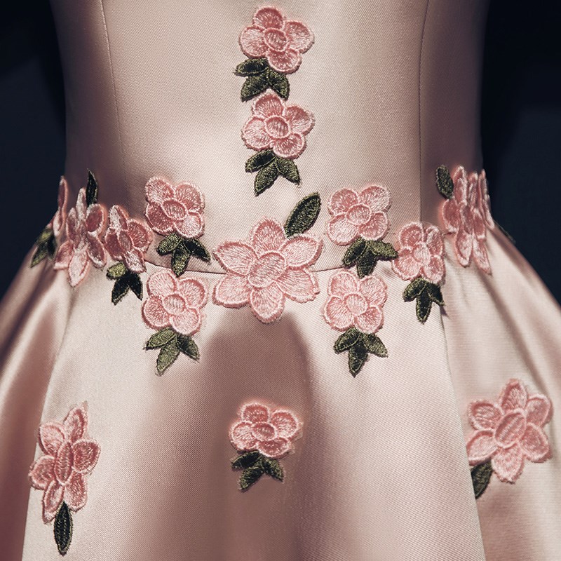 晚礼服2024新款气质高贵粉色一字肩学生宴会伴娘小礼服裙女中长款