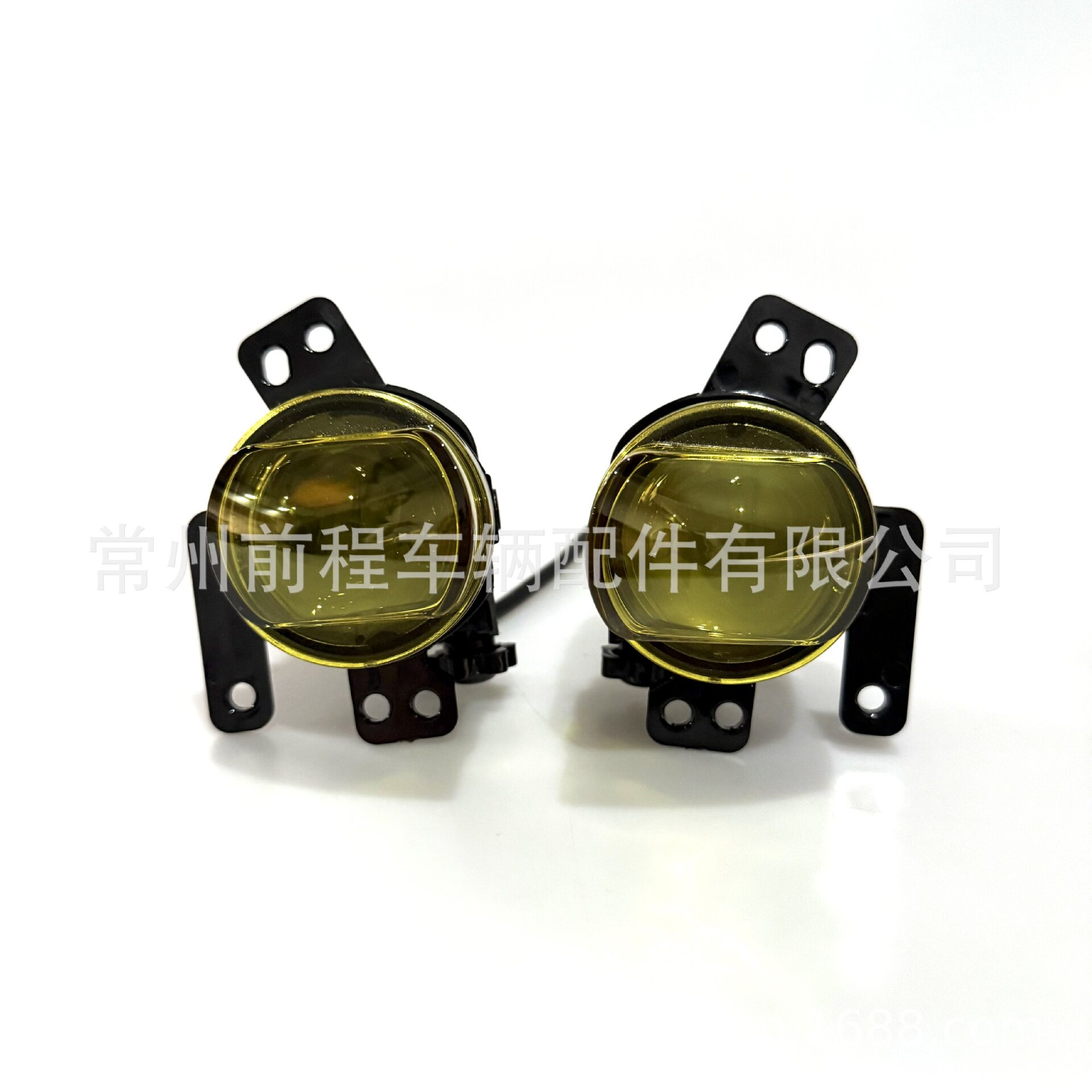 新品适用于哈弗H6-3透镜款雾灯
